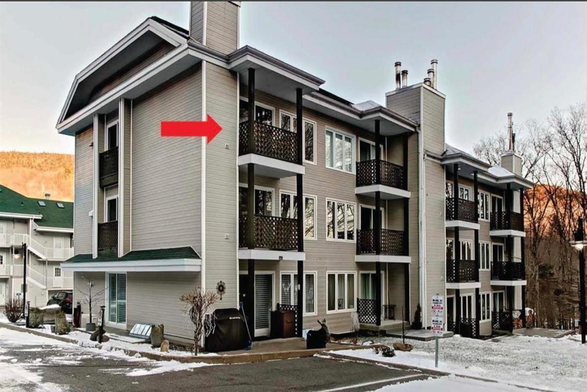 Condo Ski-In Ski-Out Stoneham Exterior photo